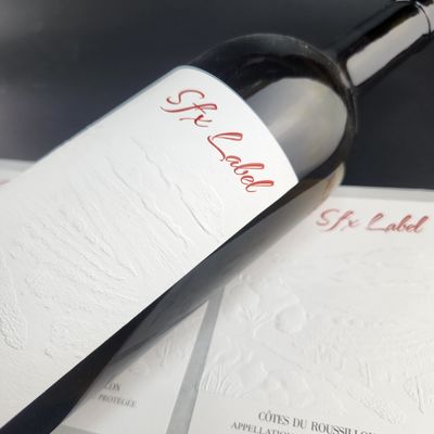 Bom preço Etiquetas de garrafas de vinho 3D de estampagem e gravura on-line