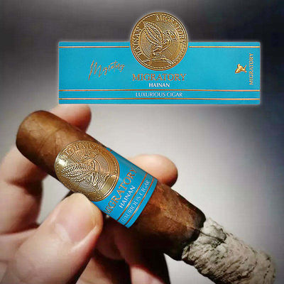 Bom preço Estampagem a frio Etiquetas de cigarros de negócios Impressão de etiquetas de adesivos personalizados ODM on-line
