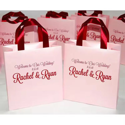 Bom preço Bolsas de presente de férias personalizadas rosa Efeito 3D Bolsas de compras Kraft Logotipo personalizado on-line