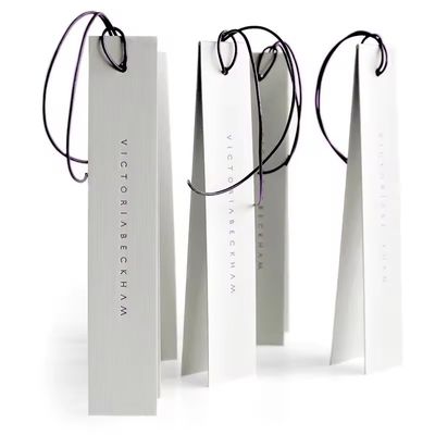 Bom preço Etiquetas de presente de couro de veludo branco Etiquetas de vestuário personalizado Etiquetas de roupas impressas on-line