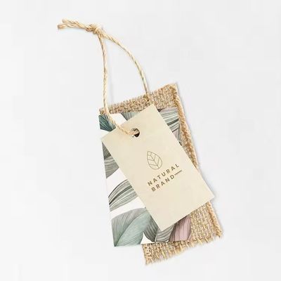 Bom preço Anti-falsificação Etiquetas de roupa personalizadas Madeira Kraft Couro Custom Hang Tags para roupas on-line