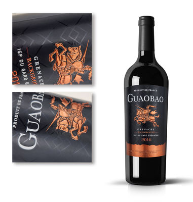 Bom preço Autocolante de etiqueta de vinho de alumínio em metal ecológico de alta qualidade em relevo curvo para garrafa de vinho on-line