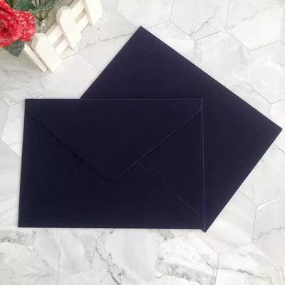 Bom preço Invitação de casamento em caixa de veludo vermelho personalizado folha de ouro transparente cartão acrílico RSVP cartão e envelope on-line