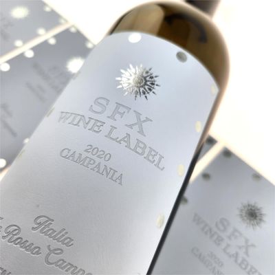 Bom preço Etiquetas de vinho de luxo em couro embutidas em vinho tinto para garrafas on-line