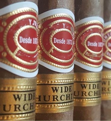 Bom preço Adesivo de etiqueta de charuto personalizado exclusivo em promoção com estampagem dourada Design sob medida UV Ouro Anel de charuto Adesivo à prova d'água Desenho animado Etiqueta de impressão adesiva on-line