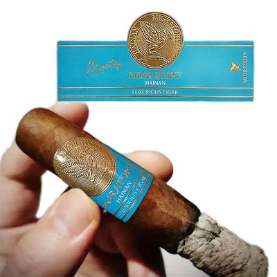 Bom preço Luxury 3D Effect Cigar Label with Pantone Color and UV Printing for Premium Cigar Bands on-line